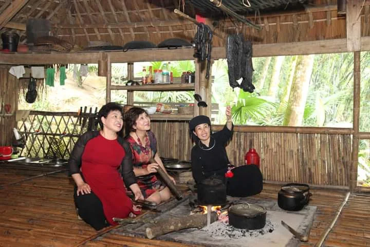 2-Day Thai Hai Eco-Village Cycling Tour